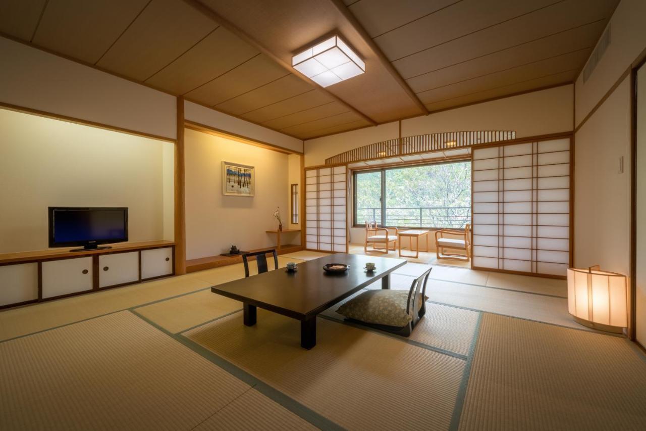 Iizaka Onsen Surikamitei Ohtori Hotel Fukushima  Exterior foto
