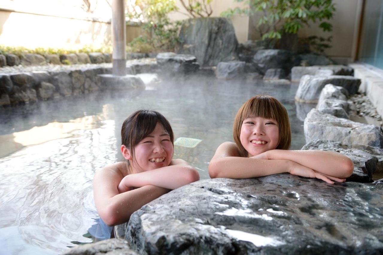 Iizaka Onsen Surikamitei Ohtori Hotel Fukushima  Exterior foto