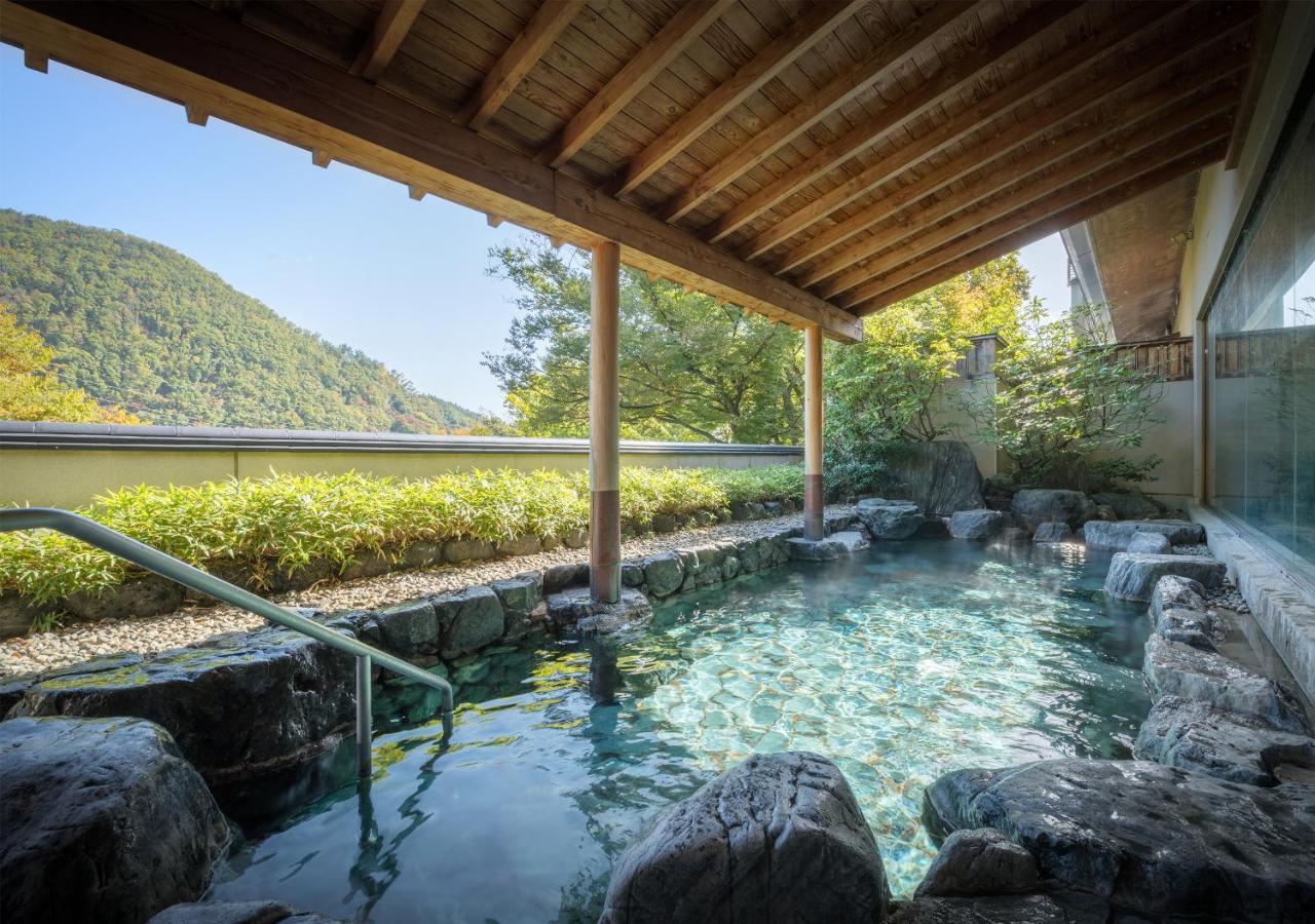 Iizaka Onsen Surikamitei Ohtori Hotel Fukushima  Exterior foto