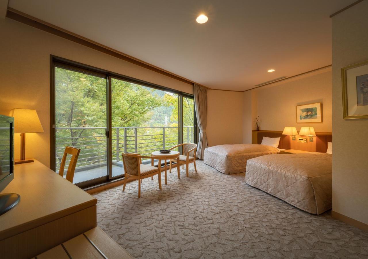 Iizaka Onsen Surikamitei Ohtori Hotel Fukushima  Exterior foto